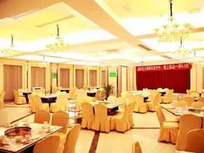 Sun Moon Hotel - Image 3