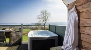 Bonnie Barns - Adults Only Luxury Lodges with hot tubs - Image 4