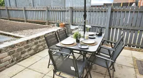 Beautiful house in Clydebank - Image 5
