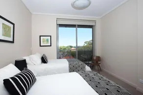 The Junction Palais - Modern and Spacious 2BR Bondi Junction Apartment Close to Everything - Image 2