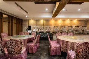 Chongqing Xianyi Holiday Hotel - Image 3