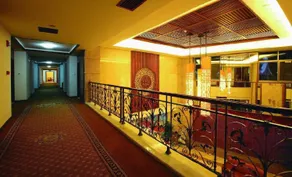 Jixiang Tiankeshe Hotel - Image 3