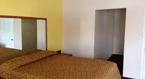 Value Inn - Image 2