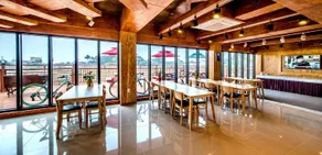 SKY Resort - Image 3