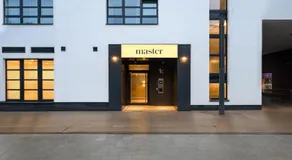 master Altona - Image 4