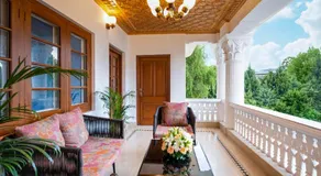 Moghal Mahal Resort Rajbagh Srinagar - Image 2