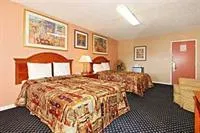 Regal Inn & Suites - Image 4