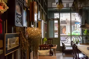 Live Local Cafe & Hotel - Image 4