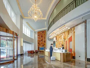 Vienna International Hotel QuzhouShuitingmen Guojin Center - Image 2