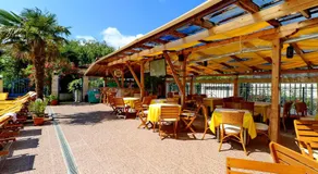 Bora Bora Hotel - Image 4