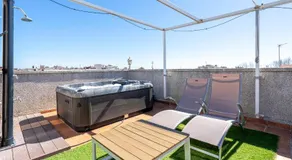 Appartement  avec terrasse privée, bain à remous, Wi-Fi et climatisation - Image 4