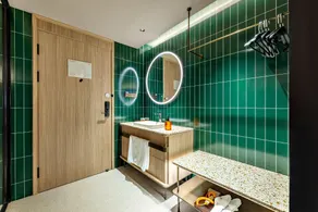Orange Hotel Tangshan North Railway Station - Image 2