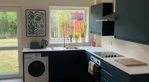 Comfortable Homestay by Earith Lakes - Image 4