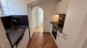 Yellow House Apartments - Top 3 - Image 4