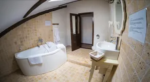 Residenza Dutzu-Boutique Hotel - Image 2