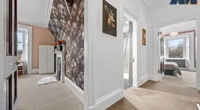 Historic 3 Bed Private Parking Nr Railway Station - Image 3