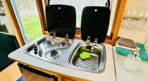 Karavan v březovém háječku - Image 3