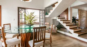 Casa Aconchego Jurerê Internacional,6 quartos , churrasqueira, piscina, 350m do mar - Image 4