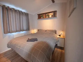 Chalet au bord de la Mer des Wadden avec Jardin - Image 4