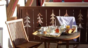 Le Chalet Suisse - Image 4