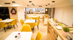 KVi Hotel Budapest - the smart hotel - Image 2