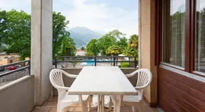 Merveilleux appartement adapté aux familles avec terrasse, piscine et barbecue - Image 3