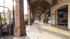 [Piazza Martiri]-In pieno centro sotto al Castello - Image 5