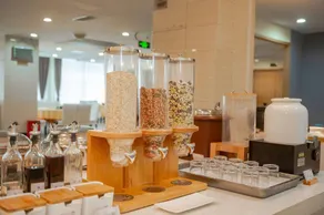 Yibin Grand Hotel - Image 4