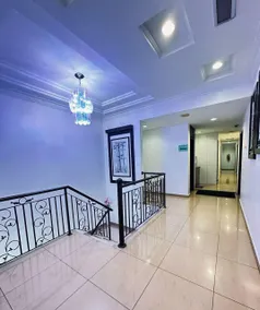 Rainbow Hotel - Image 5