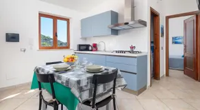 Sky Blue Guesthouse - Image 2