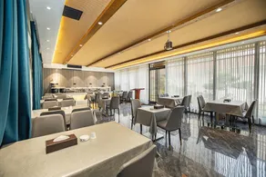 Yuebo Hotel Longmen High speed Railway Station Sports Center Store - Image 5
