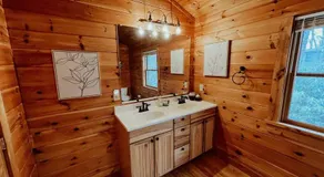 Spacious, dog friendly cabin in Blowing Rock, NC - Image 5