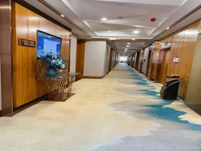 Starway Hotel Urumqi Exhibition Center - Image 3