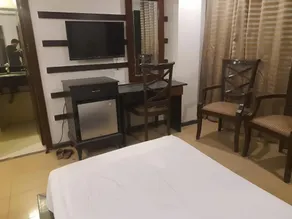 Hotel Grand Inn - Image 5