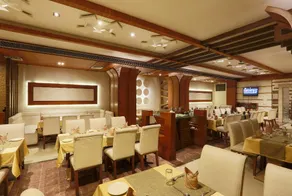 Hotel Millennium - Image 4