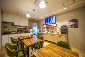 Haman Galleria Hotel - Image 5