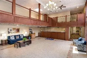Howard Johnson Hotel South Portland - Image 2