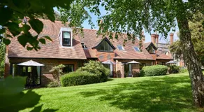 Elmers Court Hotel - Image 2