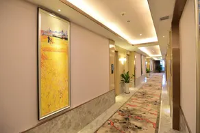 Yufeng Holiday Hotel - Image 5