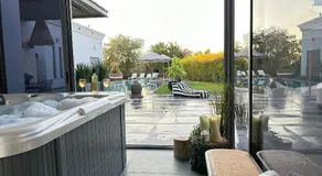 Aharon boutique suite - Image 2