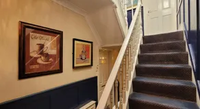 Argyle Lodge Self Catering Guest House - Image 2