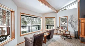 All Seasons River Inn - Image 3