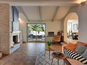 Villa à Stinjan avec Piscine et Vue Mer - Image 2