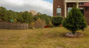 Modern Kitchen•3BR BSMT•Priv back Entry•Near Lake - Image 3