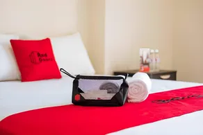 Pringgondani Guest House At Pandanaran Hills Semarang - Image 2