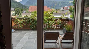 Montahaus Retro Apartments - Image 3