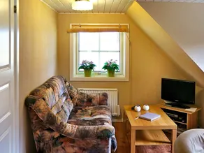 5 person holiday home in LÖNASHULT-By Traum - Image 2