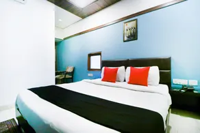 Capital O 9822 Hotel Seven - Image 2