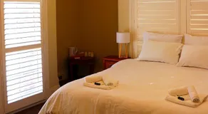 Palace Hotel Mortlake Sydney - Image 2