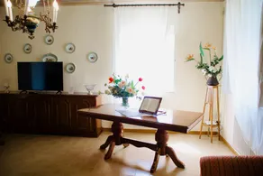 Villa with exclusive pool - Image 4